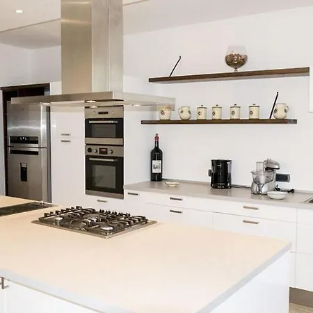 וילה Torreone Sleeps 11 Pool Air Con Wifi *
